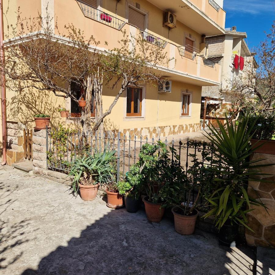 Appartamento Casa Vostra بوسا المظهر الخارجي الصورة