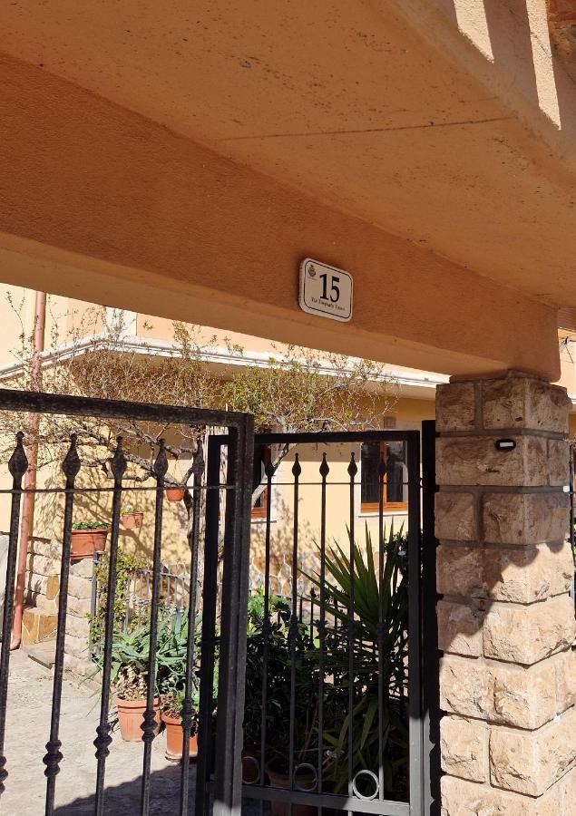 Appartamento Casa Vostra بوسا المظهر الخارجي الصورة